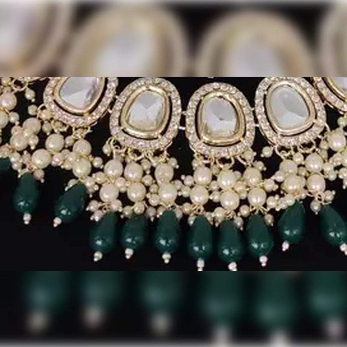 Jewel City exquisite handcrafted Kundan choker necklace set | Grocsy