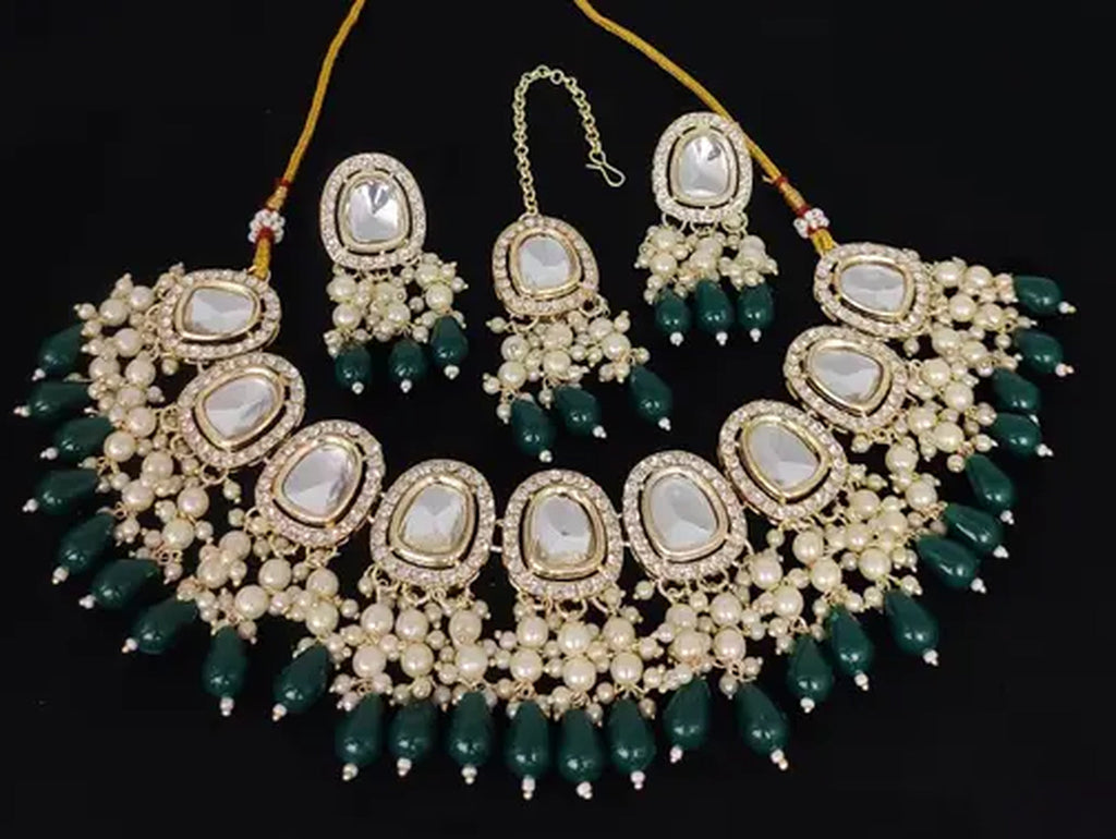 Jewel City exquisite handcrafted Kundan choker necklace set | Grocsy