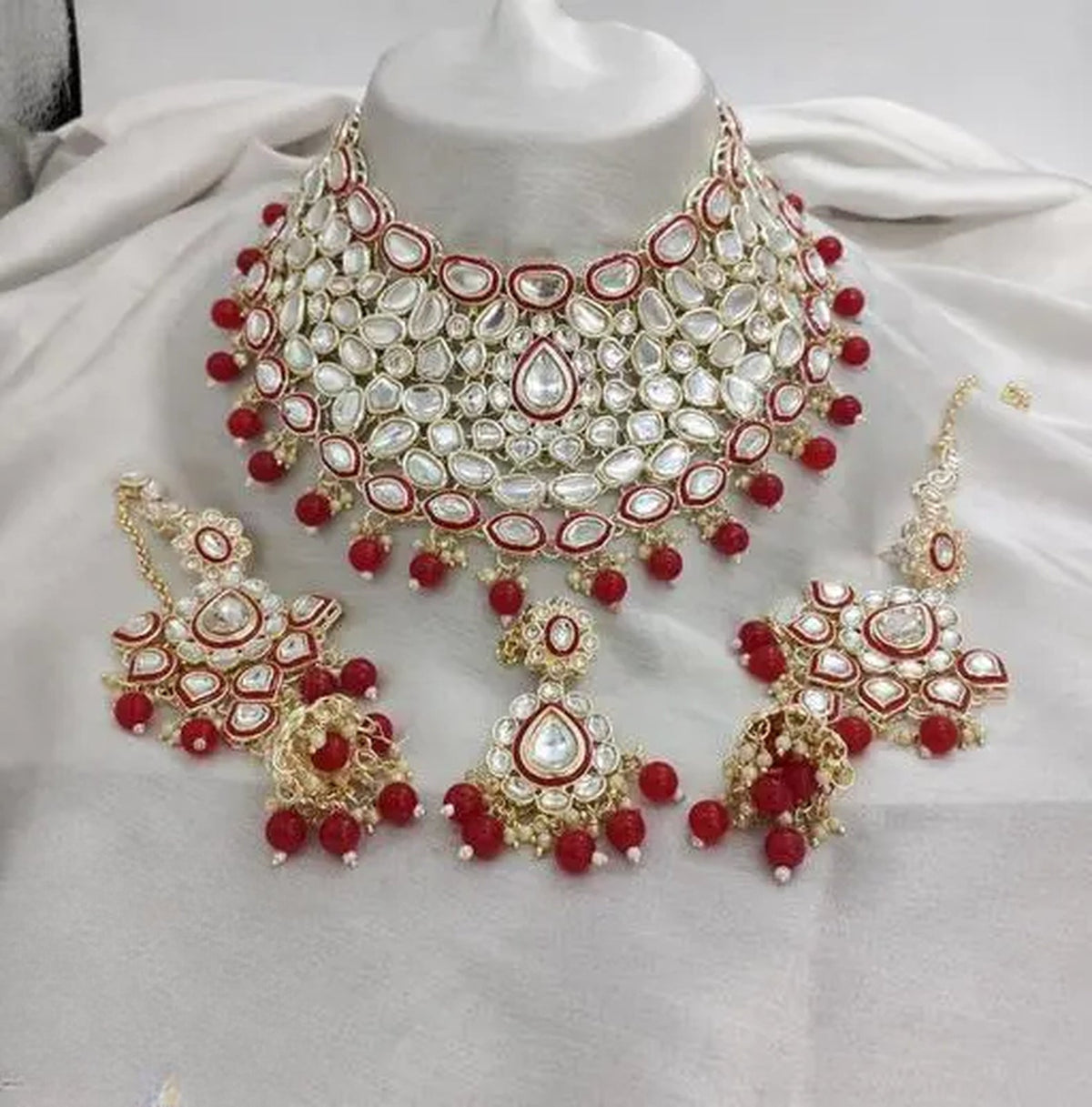 Jewel City Royal Kundan Choker Set with magenta Beads - Traditional Indian Wedding Jewelry Set with Earrings and Tikka | Grocsy