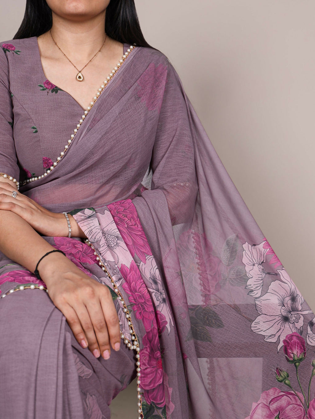 Vastranavya Grey Weightless Marble and Floral Printed Georgette Saree with Unstitched Blouse | Grocsy