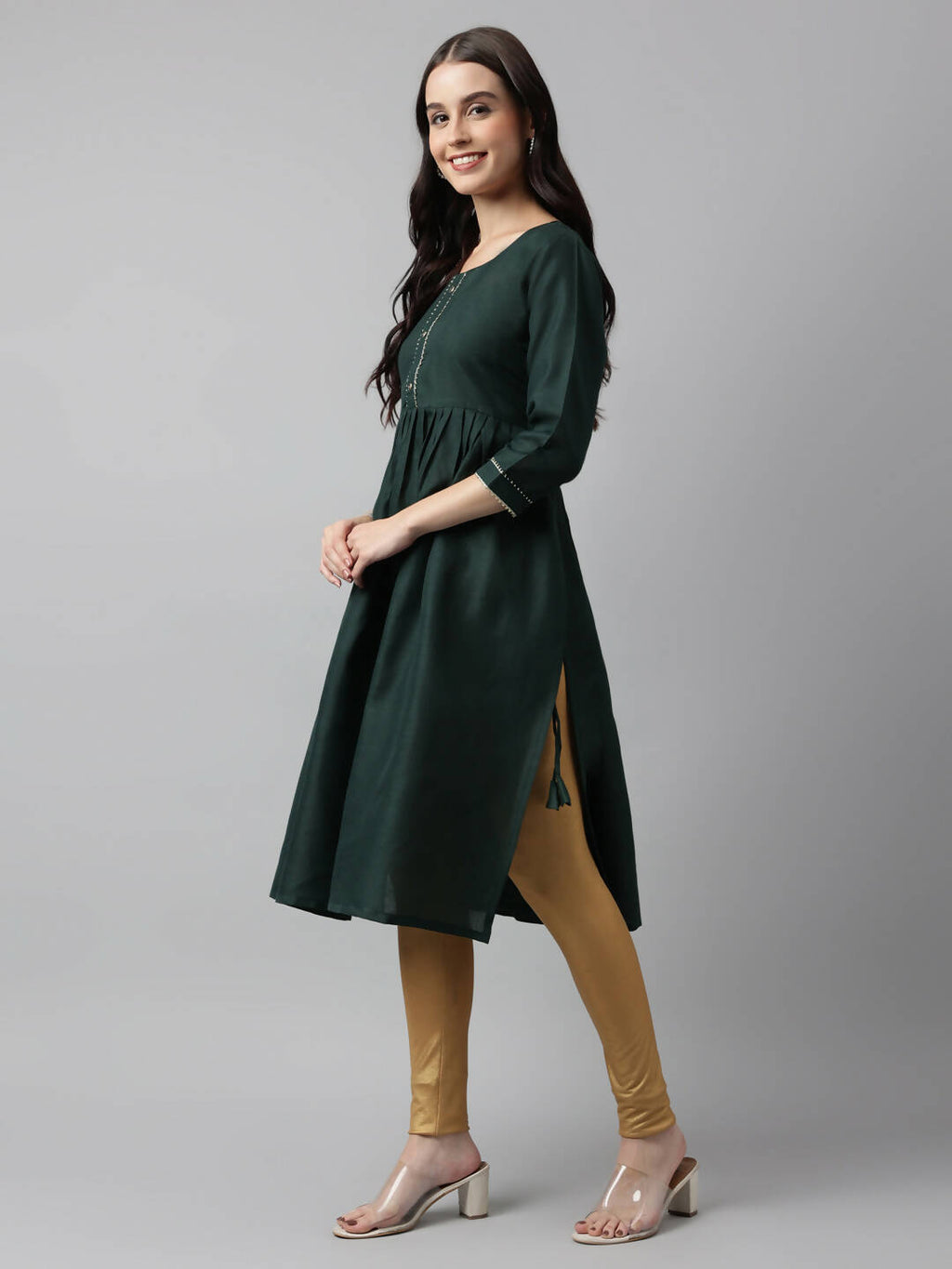 Green Poly Cotton Solid Nayra Cut Kurta - Tirtha | Grocsy