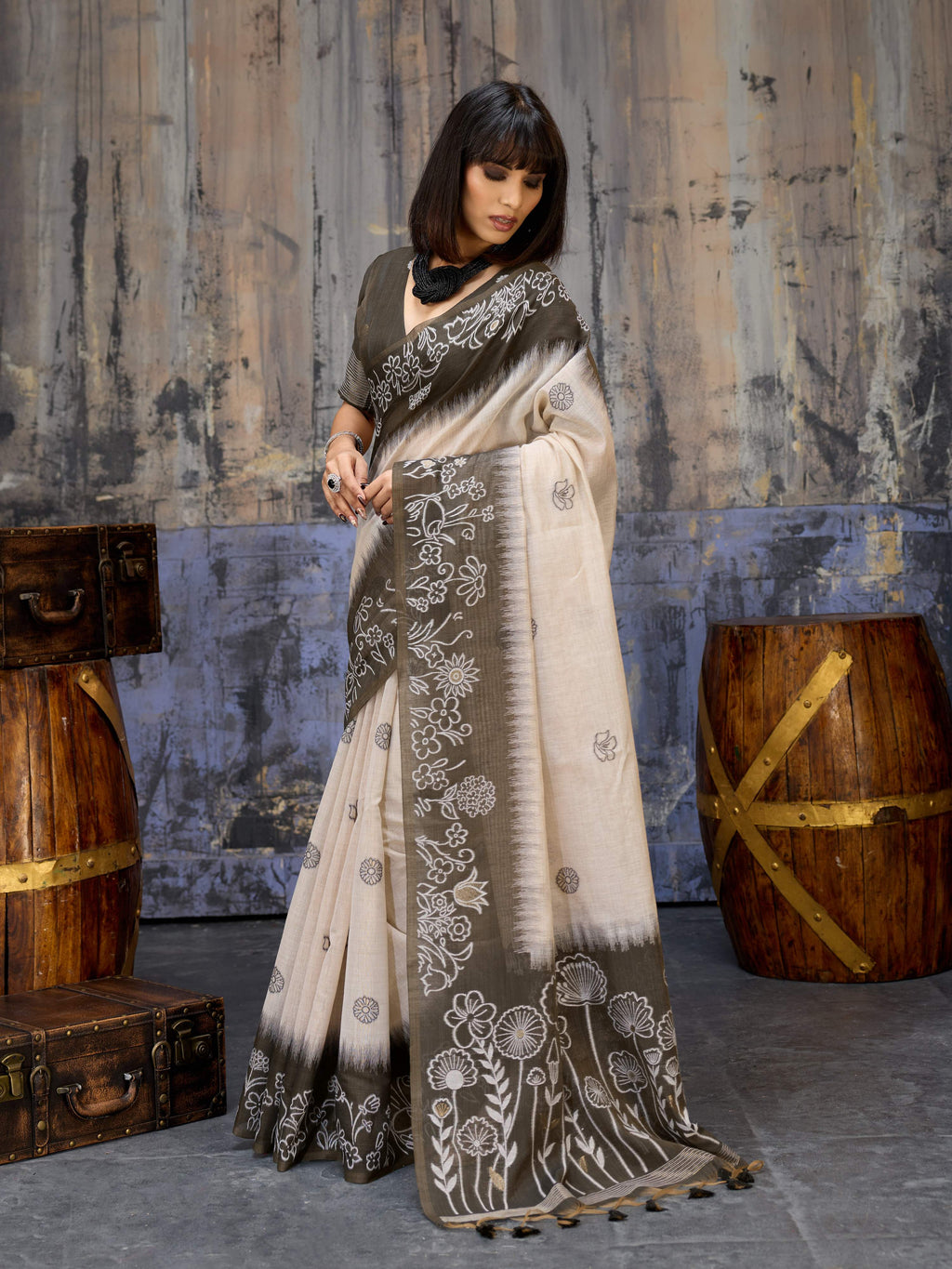 Aastha Fashion Grey Munga Cotton Printed Saree | Grocsy