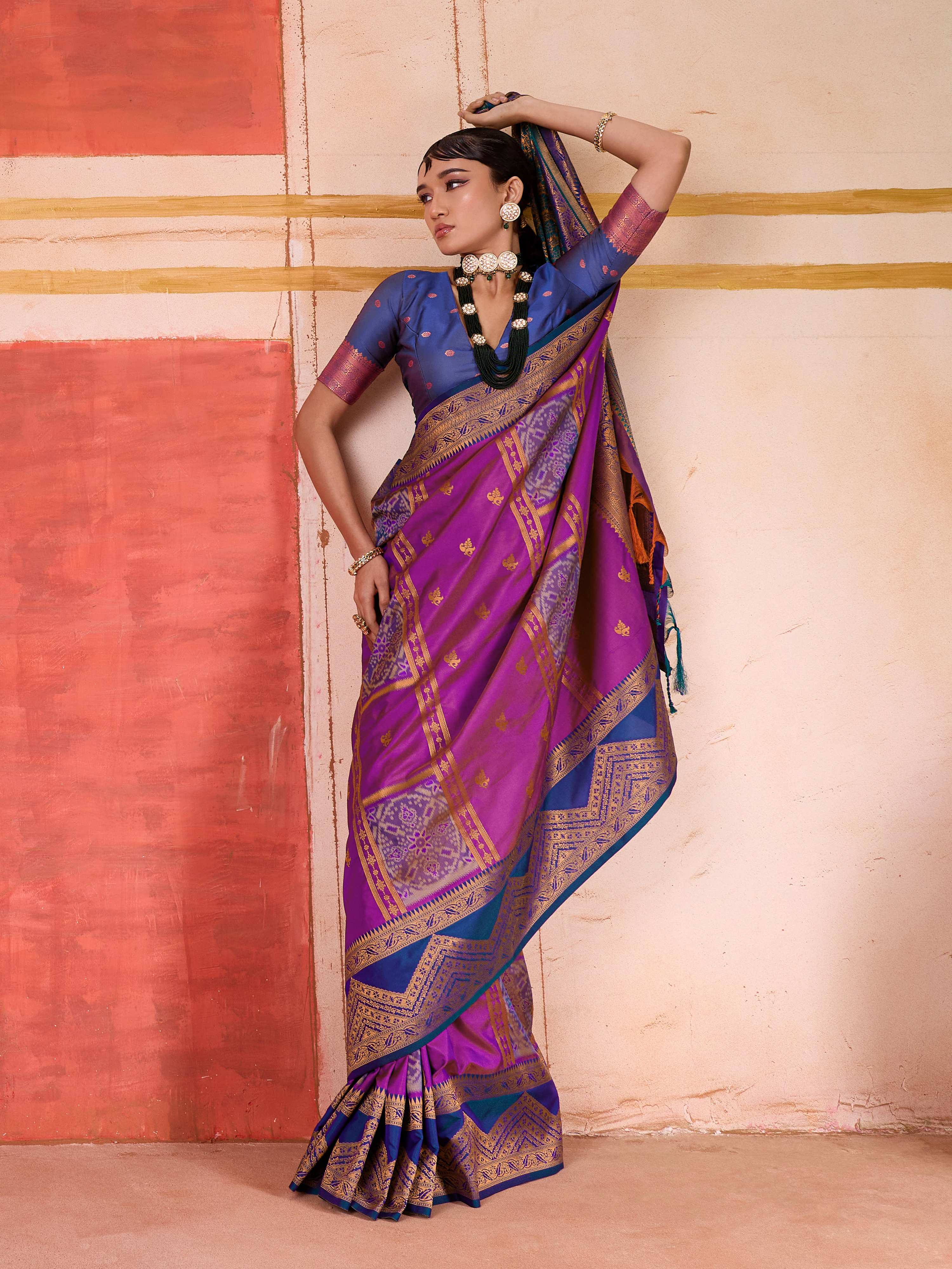 Aastha Fashion Magenta Pure Silk Handloom Weaving Saree | Grocsy