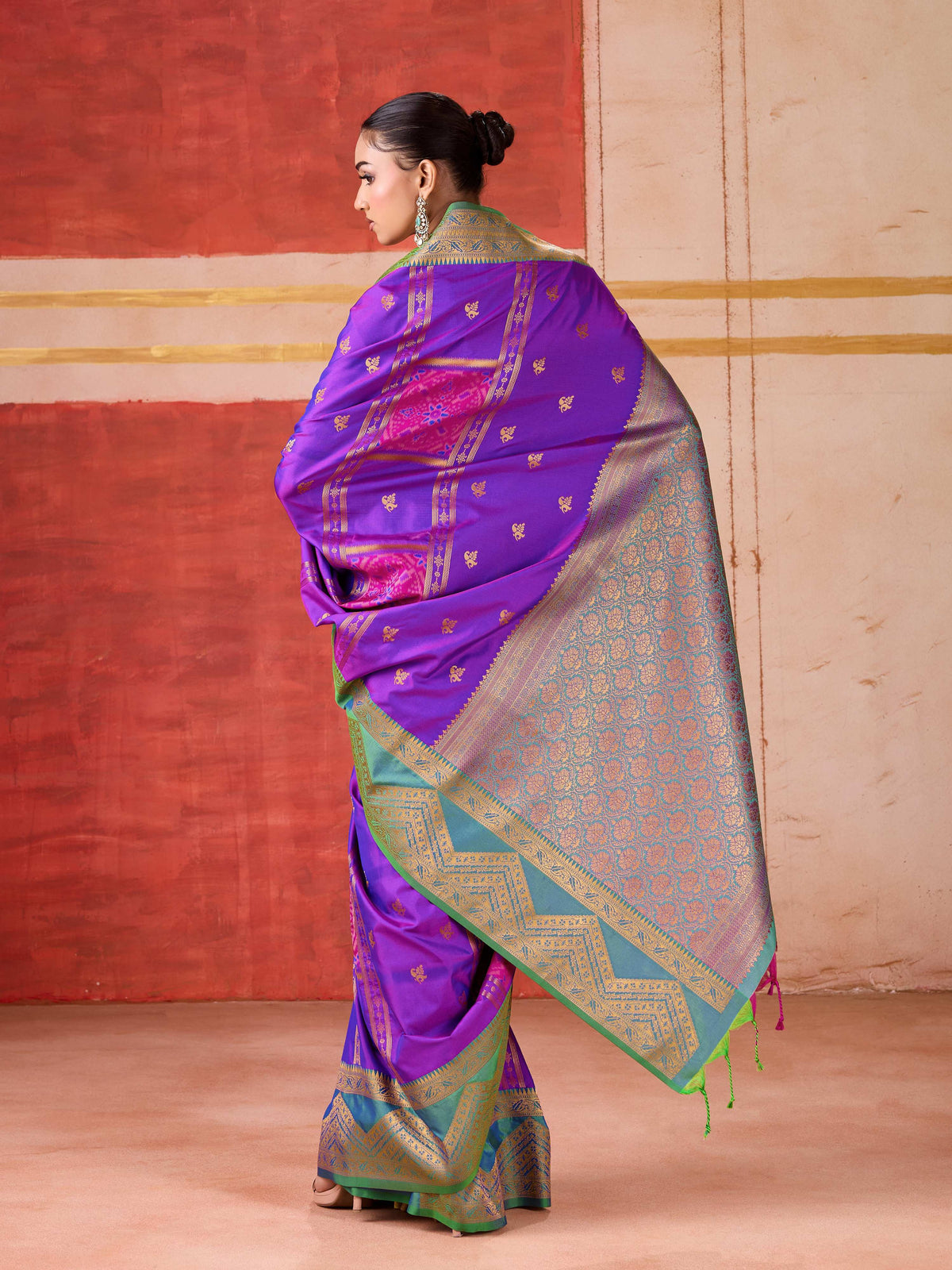 Aastha Fashion Violet Pure Silk Handloom Weaving Saree | Grocsy