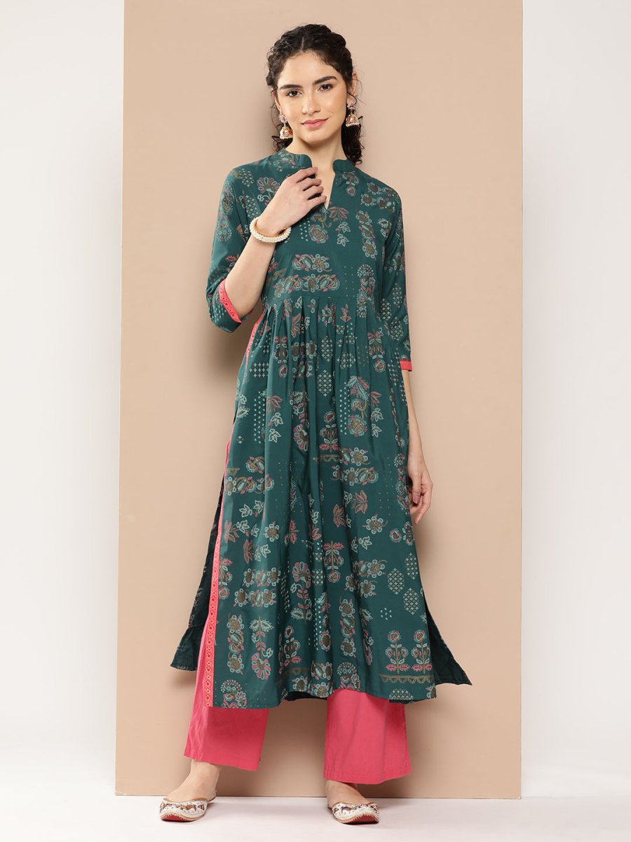 Ahalyaa Women Floral Printed Floral Crepe Kurta | Grocsy