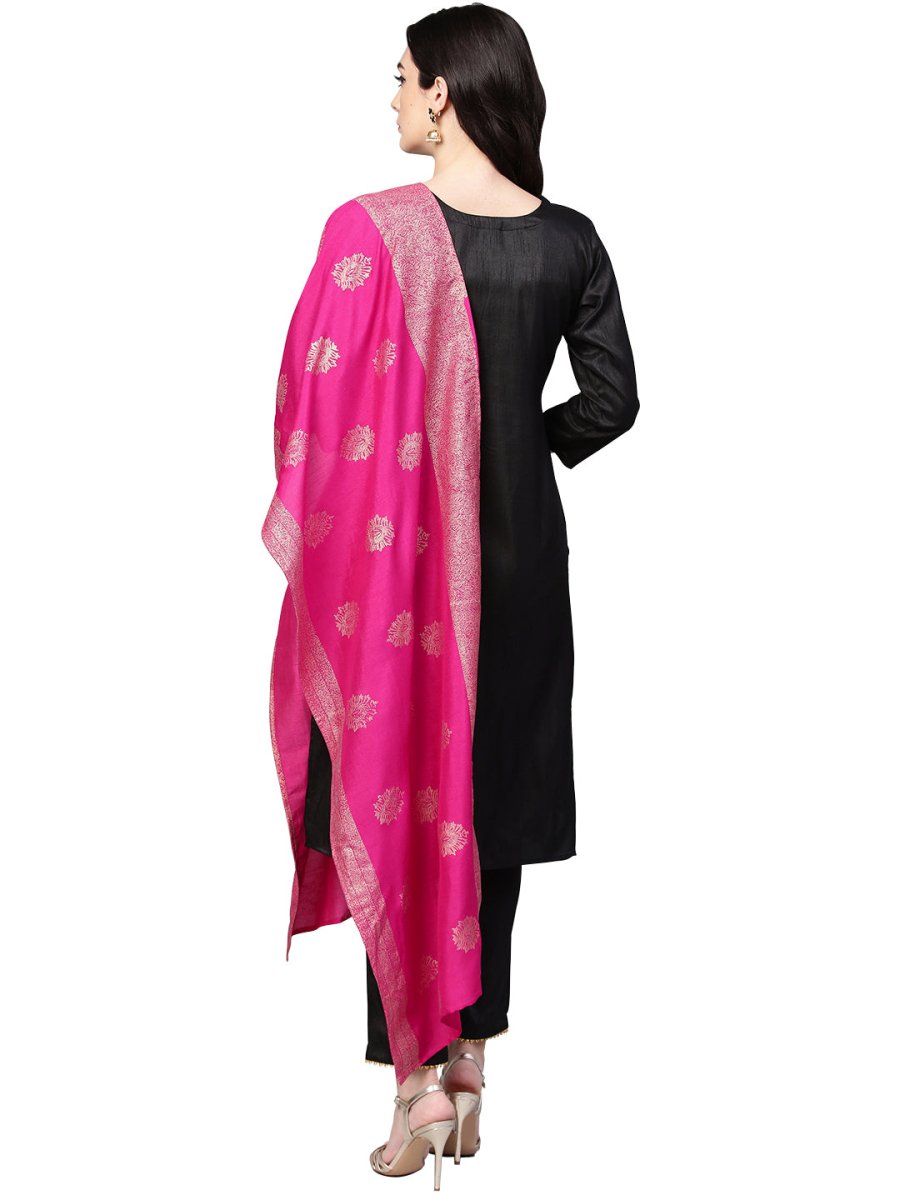 Ahalyaa Black With Bright Pink Kurta Set | Grocsy
