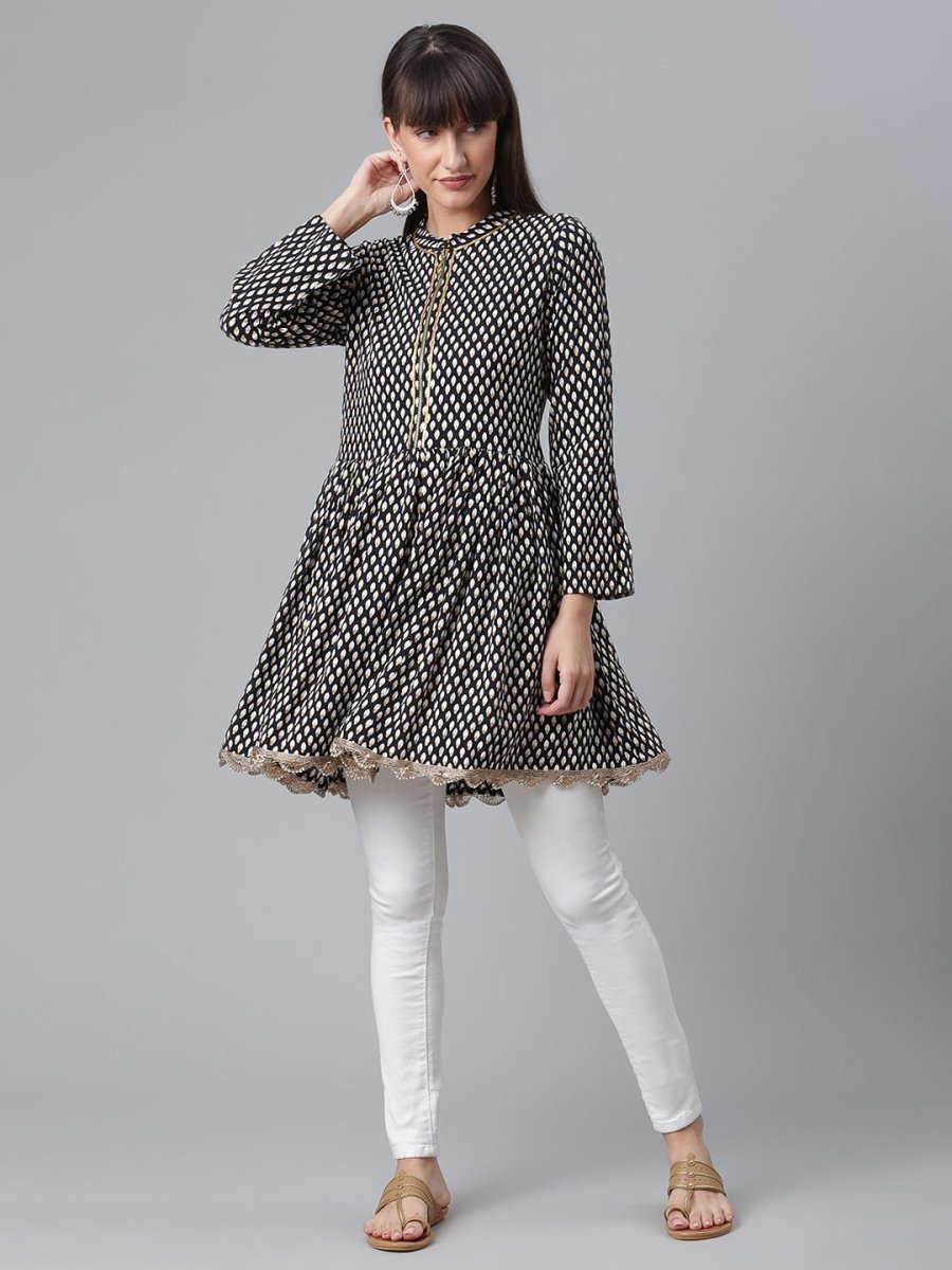 Ahalyaa Black & White Printed Tunic | Grocsy