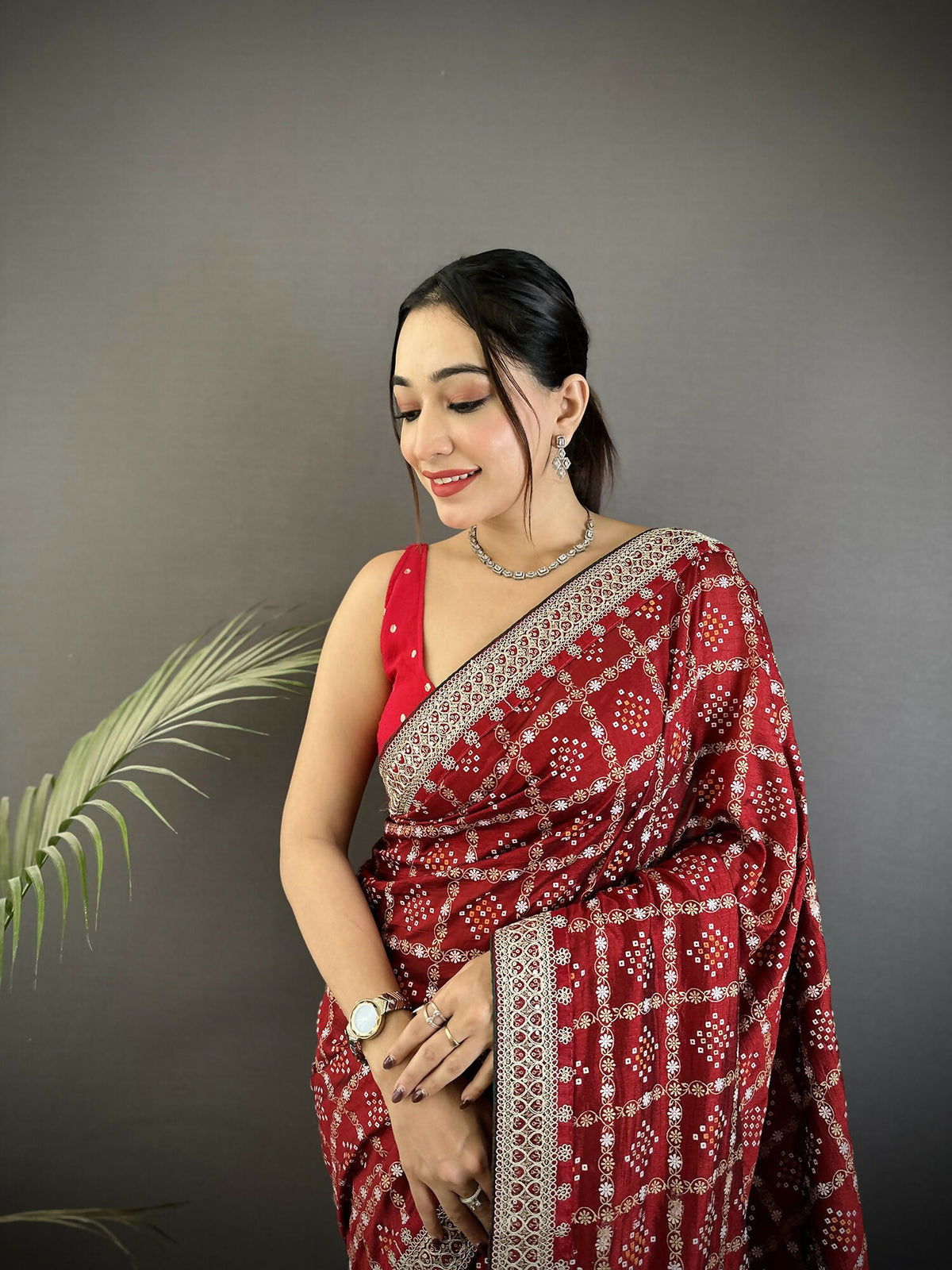 Joban Fashion Maroon Bandhej Bandhani Vichitra Silk Bandhani Prints Saree | Grocsy