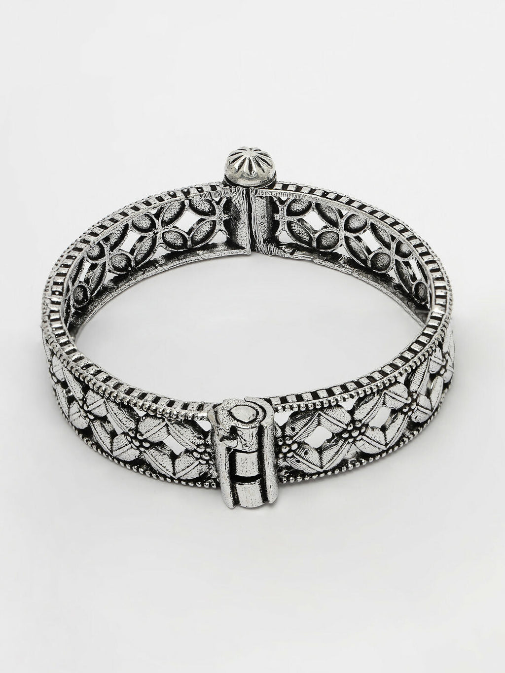NVR Women's Silver-Toned German Silver Oxidised Kada Bangle