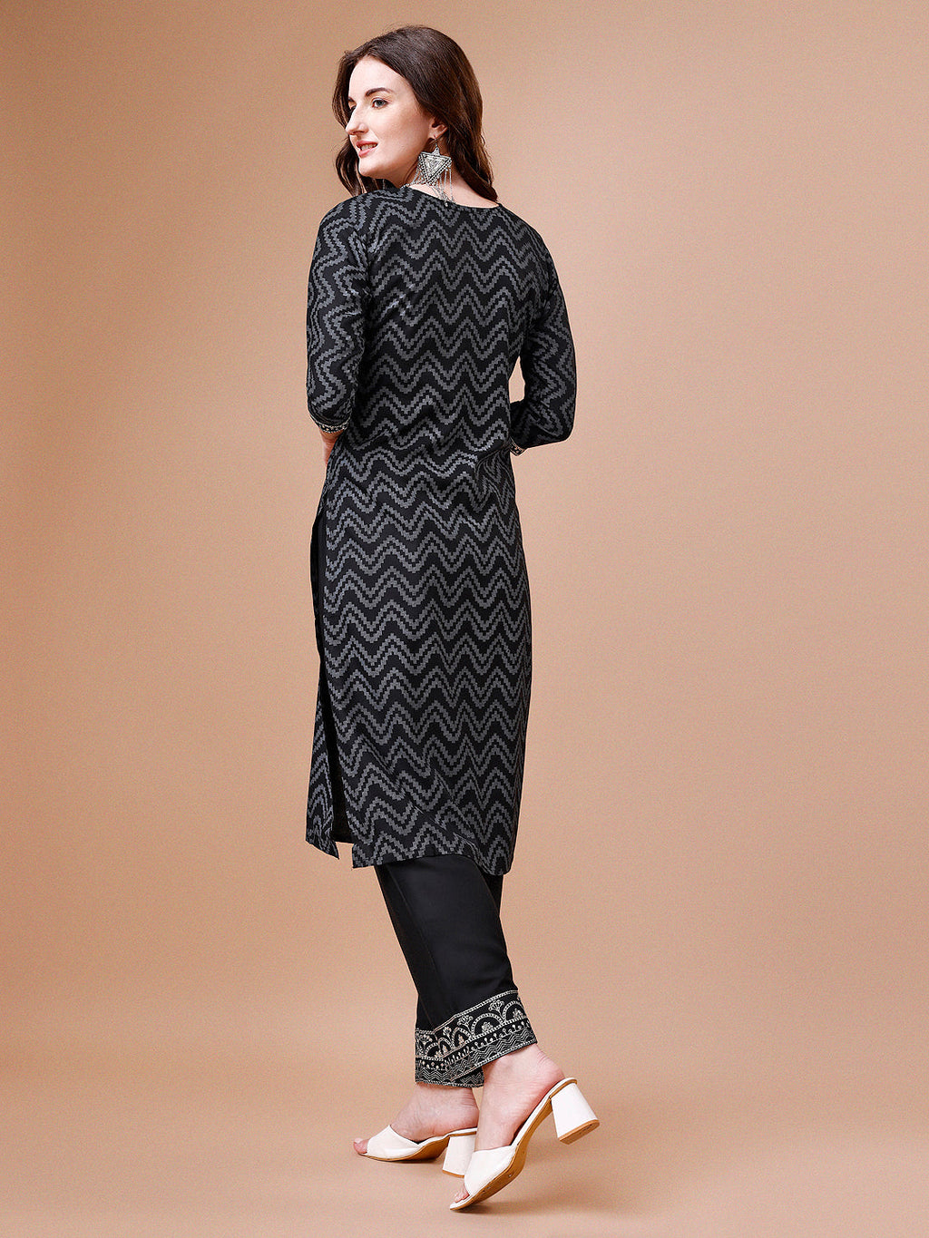 Embroidered Chevron Printed Cotton Kurta With Pant, Multicolor - Hiral Fashion | Grocsy