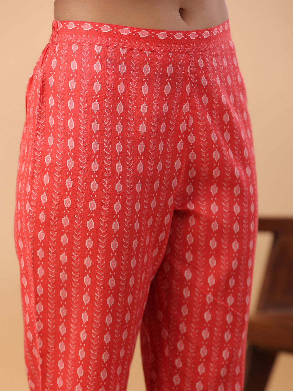 Janasya Regular Poly Cotton Red Printed Square Neck Set | Grocsy