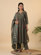 Janasya Angrakha Poly Cotton Green Gemometric V-Neck Kurta Set | Grocsy