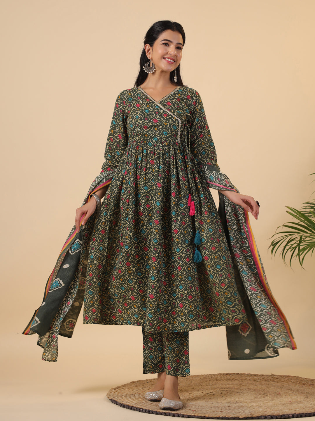 Janasya Angrakha Poly Cotton Green Gemometric V-Neck Kurta Set | Grocsy
