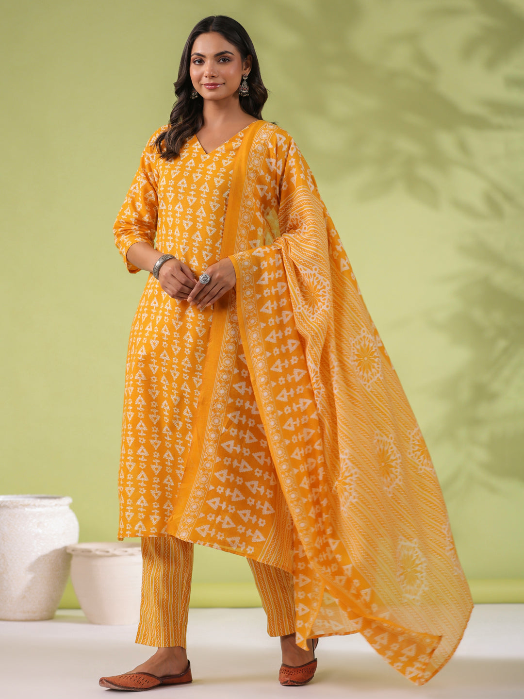 Janasya Regular Poly Cotton Mustard Gemometric V-Neck Kurta Set | Grocsy