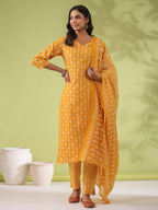 Janasya Regular Poly Cotton Mustard Gemometric V-Neck Kurta Set | Grocsy