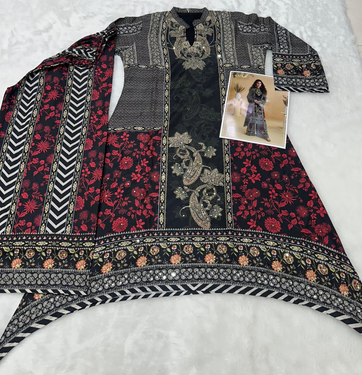 Aarshi Fashions Black Heavy Crepe Digital Print Palazzo Suits | Grocsy