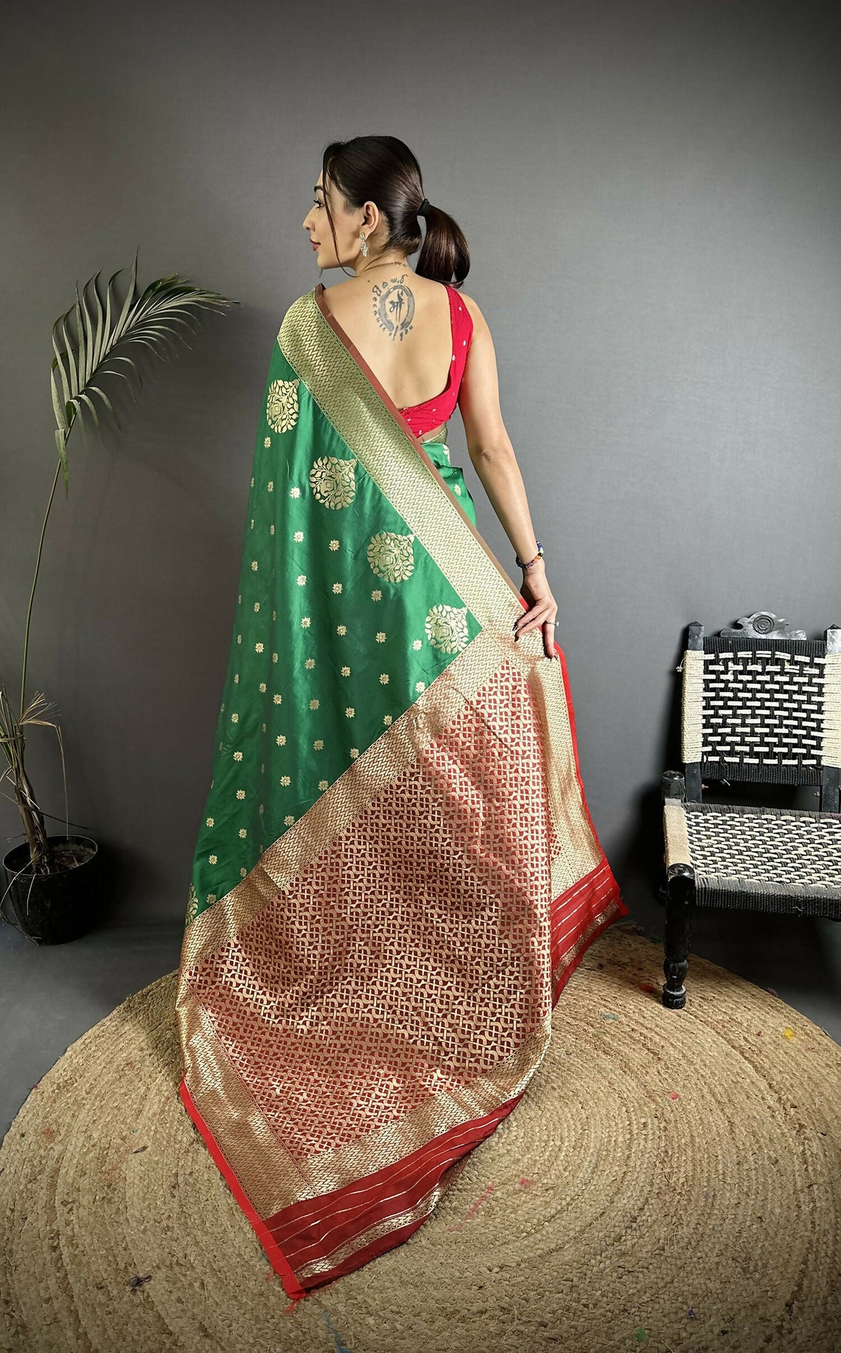 Joban Fashion Bottle Green Woven Butti Soft Silk Banarasi Silk Saree | Grocsy