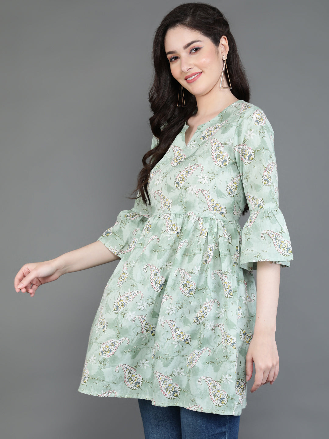 Antaran Green Pure Cotton Printed Tunic | Grocsy