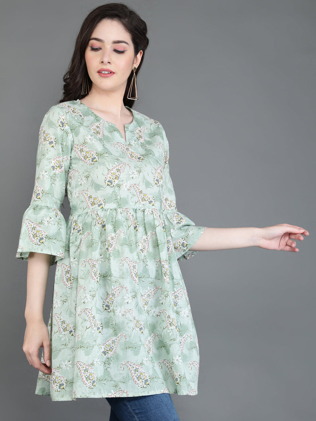 Antaran Green Pure Cotton Printed Tunic | Grocsy