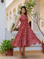 Antaran Maroon Pure Cotton Tiered Printed Dress | Grocsy