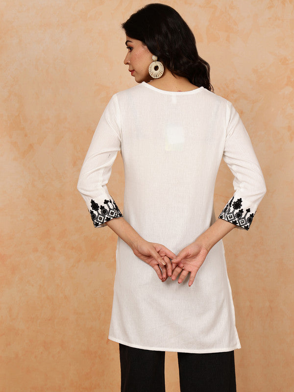 Antaran White Pure Cotton Embroidered Tunic | Grocsy