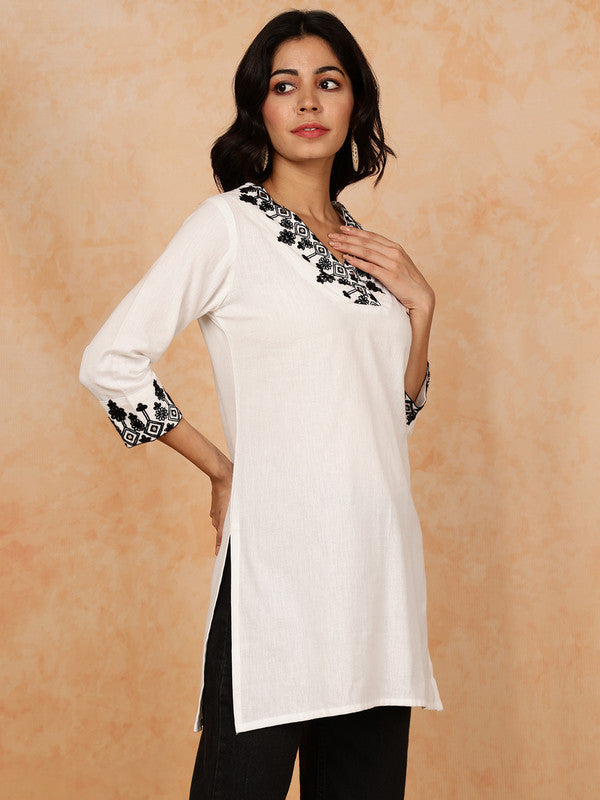 Antaran White Pure Cotton Embroidered Tunic | Grocsy