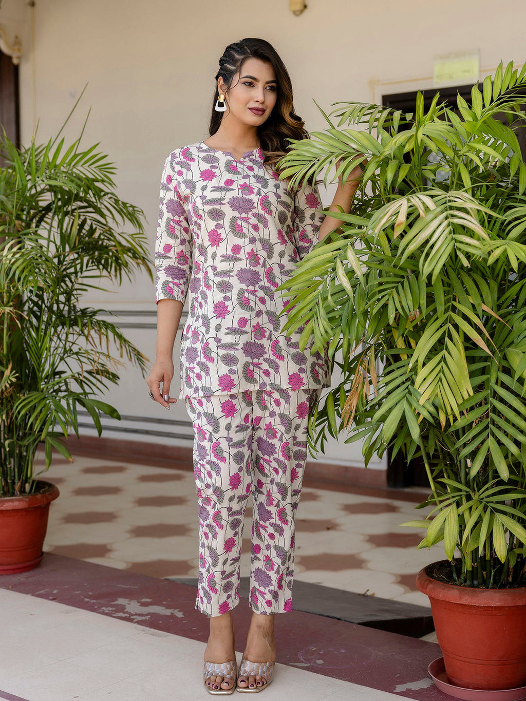 Antaran Off White Pure Cotton Floral Printed Co Ord Set | Grocsy