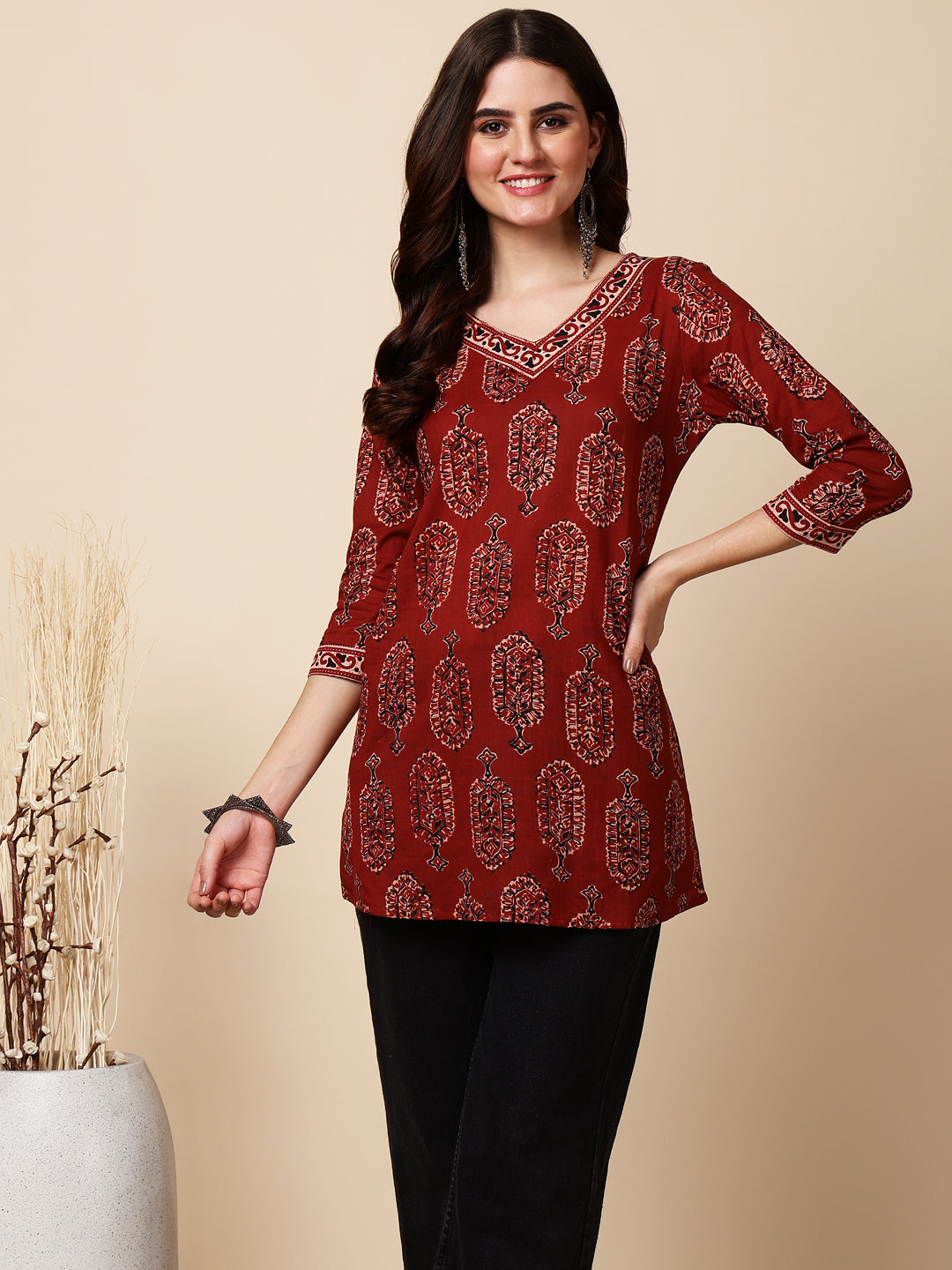 Antaran Maroon Pure Cotton Maroon Printed Tunic | Grocsy