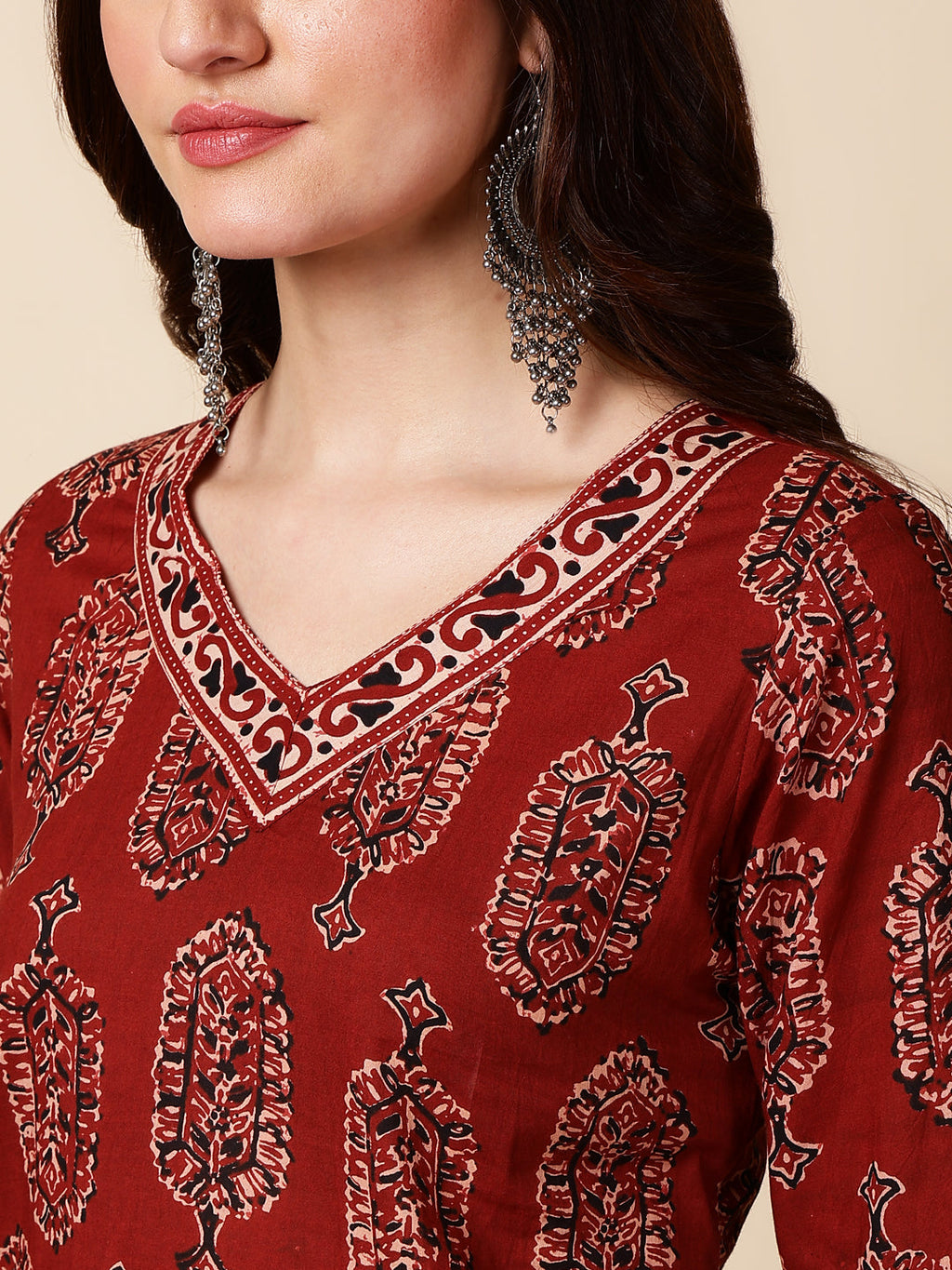 Antaran Maroon Pure Cotton Maroon Printed Tunic | Grocsy