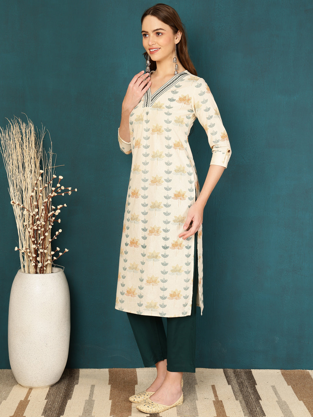 Antaran Off White Pure Cotton Embellished Kurta | Grocsy
