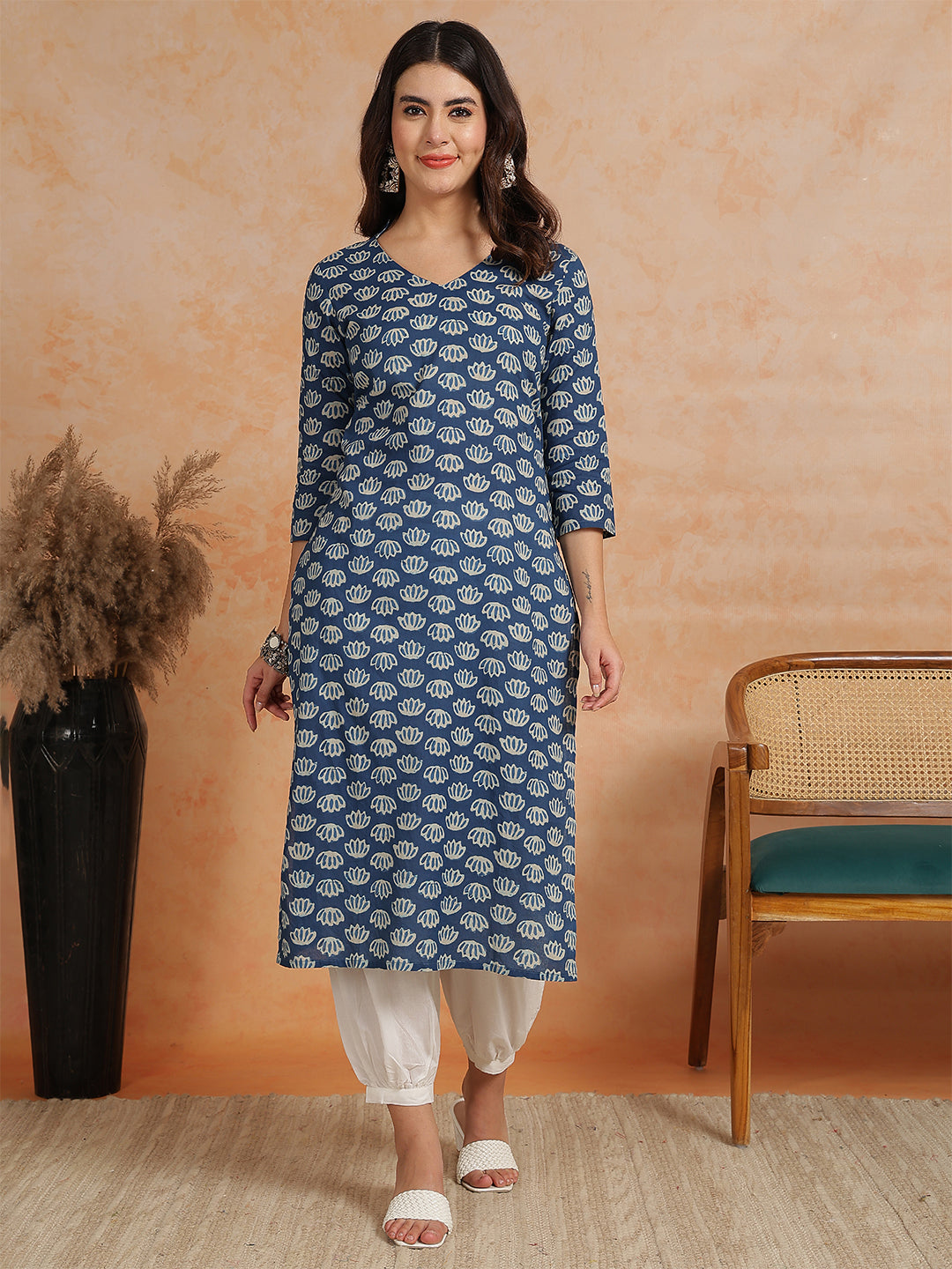 Antaran Blue Pure Cotton Printed Kurta With V Neck | Grocsy