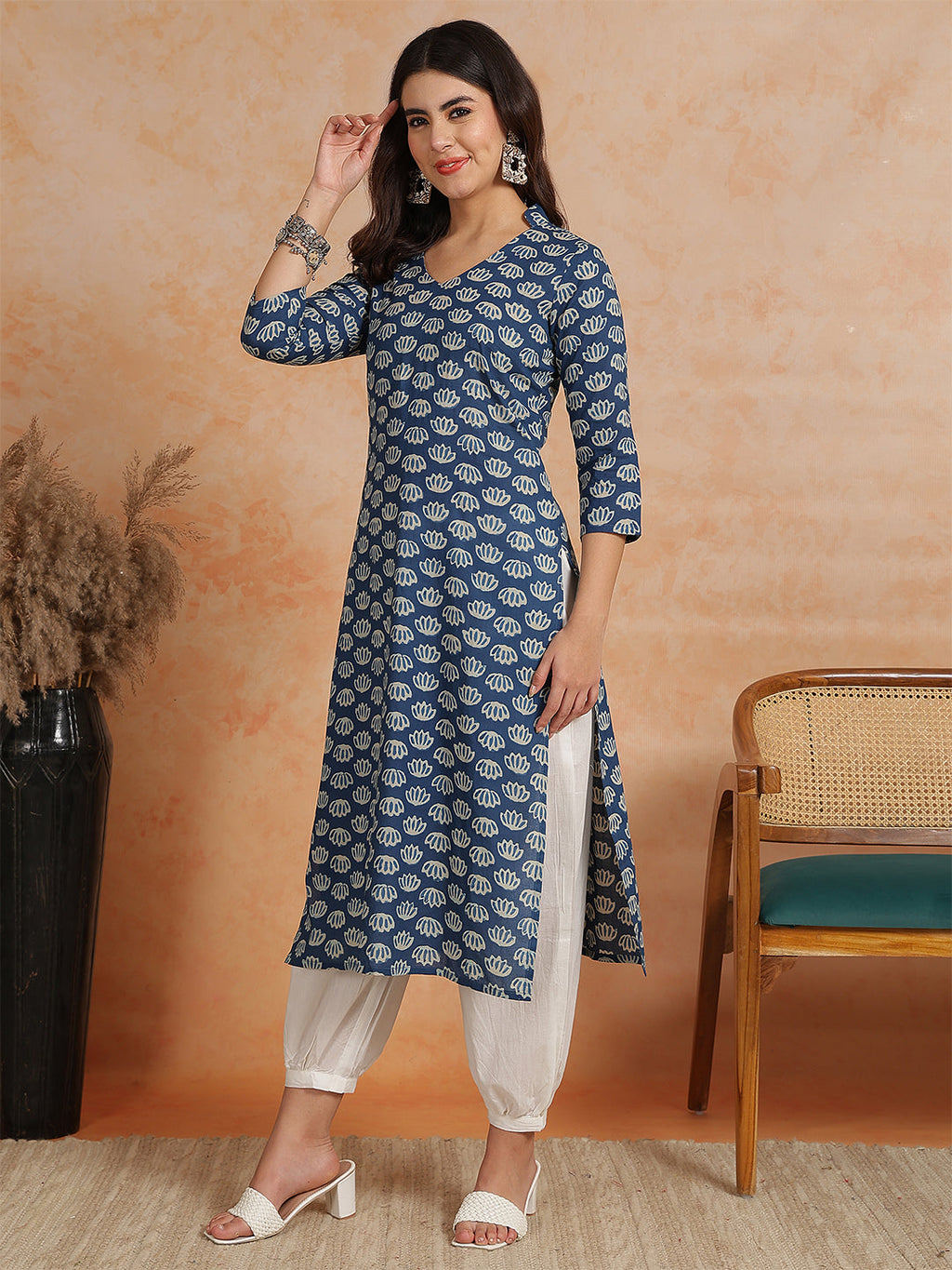 Antaran Blue Pure Cotton Printed Kurta With V Neck | Grocsy