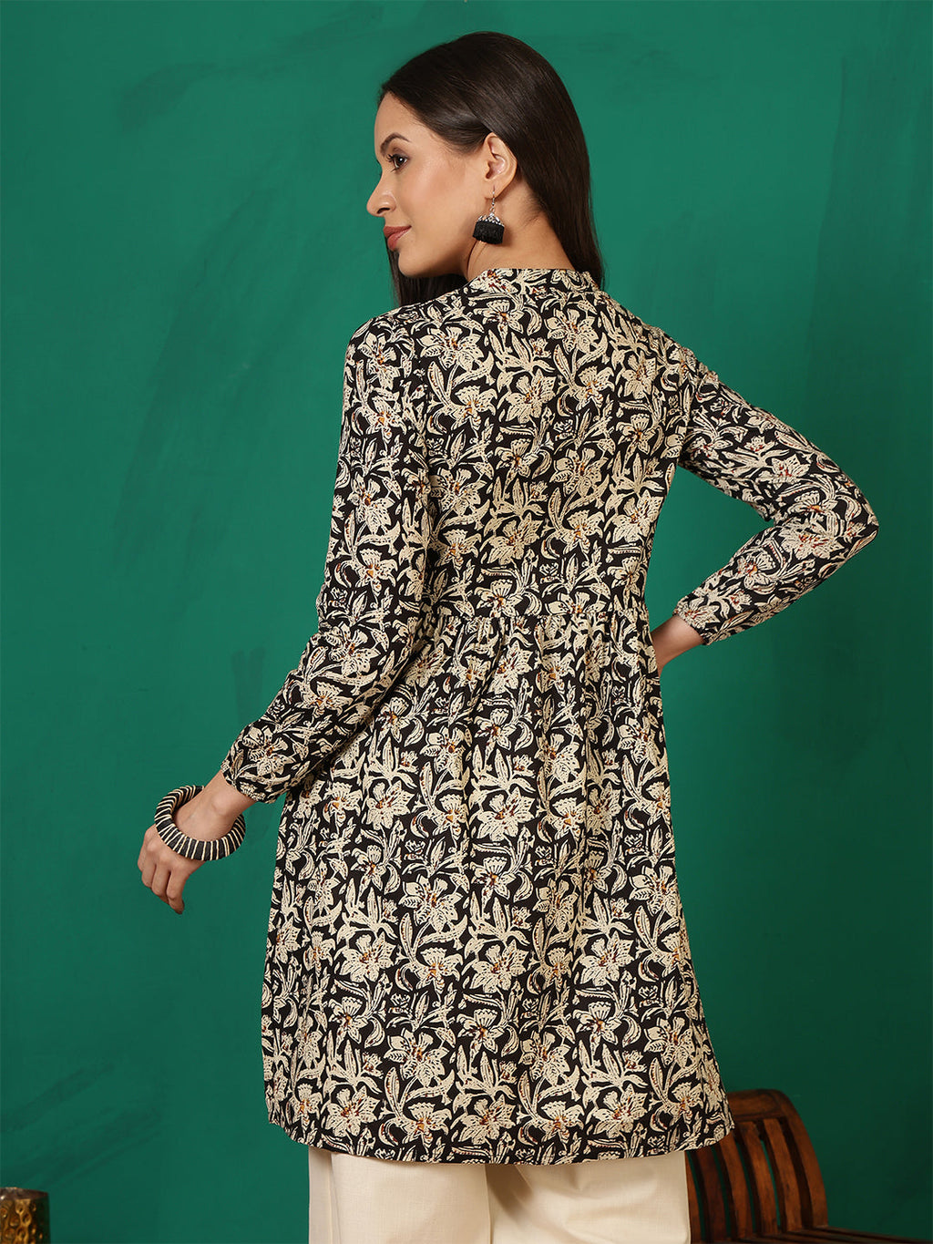 Antaran Black Pure Cotton Printed Tunic | Grocsy