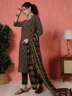 Antaran Black Pure Cotton Embroidered Kurta Pant Dupatta | Grocsy