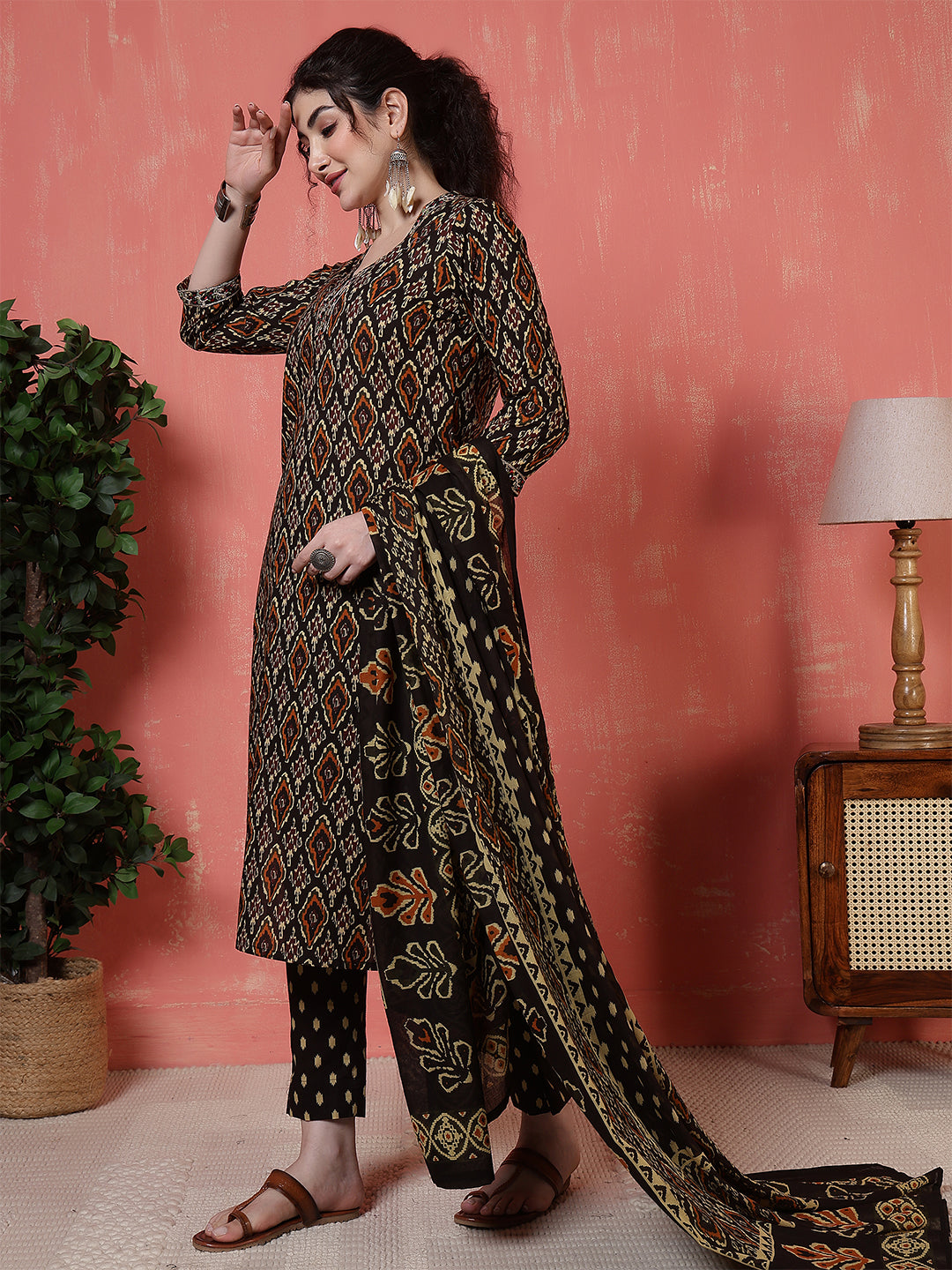 Antaran Black Pure Cotton Embroidered Kurta Pant Dupatta | Grocsy