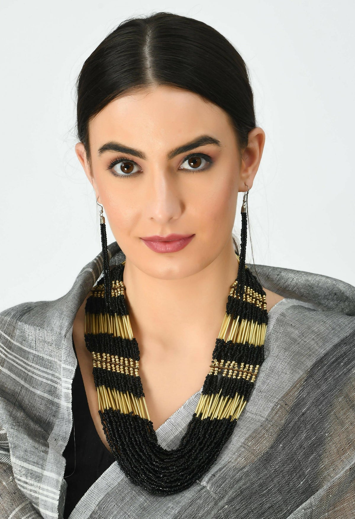 Mominos Fashion Johar Kamal Handicraft Finish Beads Work Long Necklace For Women (Black /Golden) | Grocsy