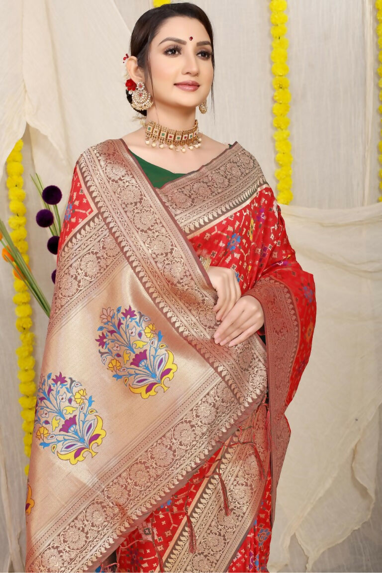 Jyoti Fashion Women's Red Patola Silk Zari Woven Saree with Blouse | Grocsy