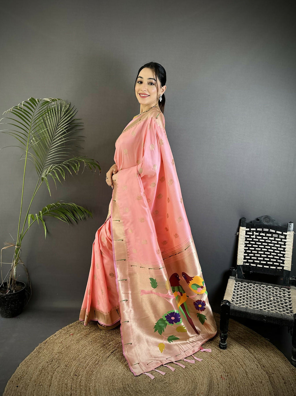 Joban Fashion Light Pink Peacock & Floral Motifs Soft Silk Kanchipuram Saree | Grocsy