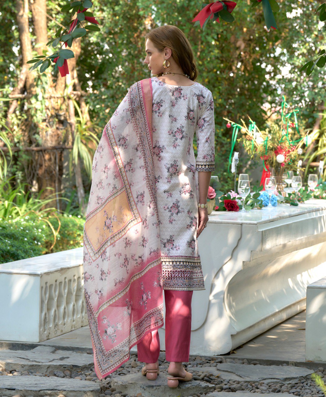 Prazu Fashion Off White Cotton Leaf Embroidered Kurta Set | Grocsy