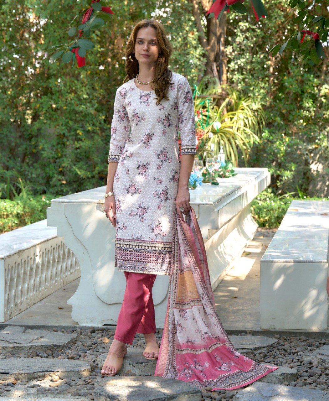 Prazu Fashion Off White Cotton Leaf Embroidered Kurta Set | Grocsy