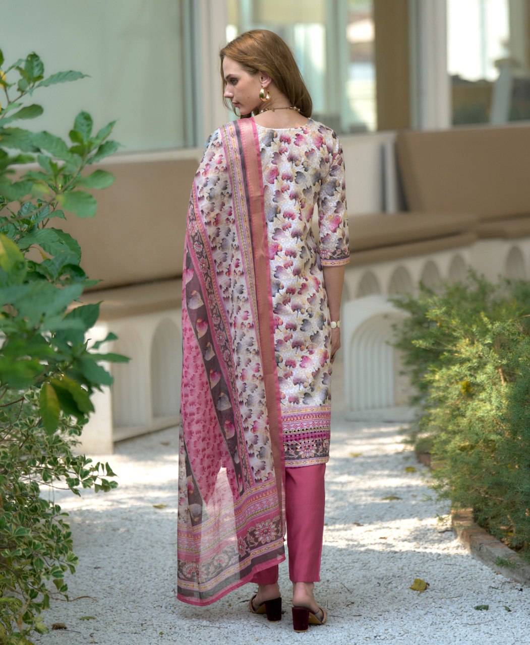 Prazu Fashion Off White Cotton Leaf Embroidered Kurta Set | Grocsy