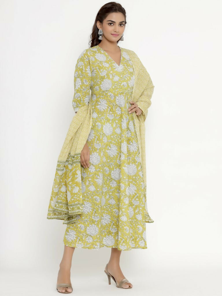 Miravan Women's Cotton Floral Print Anarkali Kurta With Dupatta | Grocsy