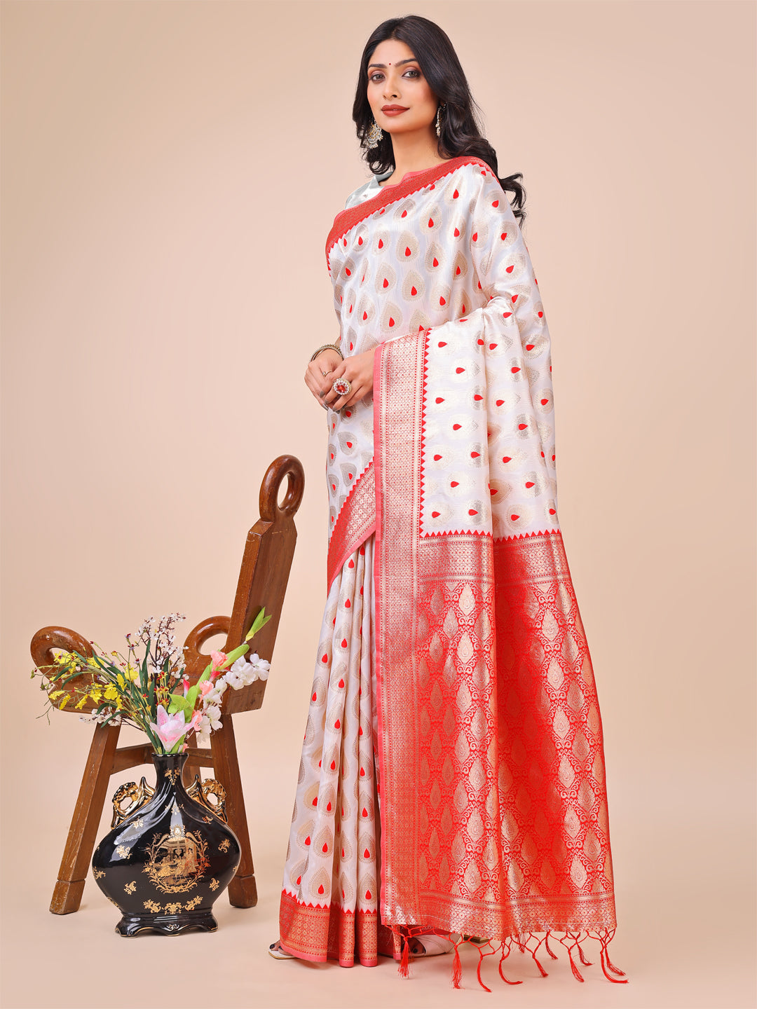 Shree Shyam Fashion White & Red Banarasi Silk Saree with Teardrop Weaving & Rich Zari Pallu - Traditional Elegance for Festive Looks | Grocsy
