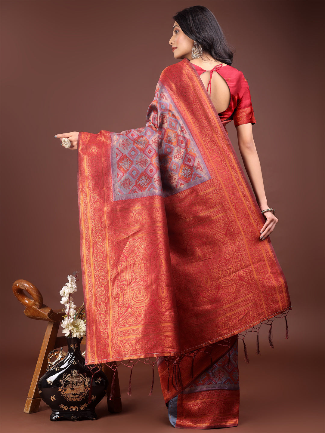 Shree Shyam Fashion Majestic Red & Grey Silk Saree with Rich Woven Pallu - A Regal Touch for Special Moments | Grocsy