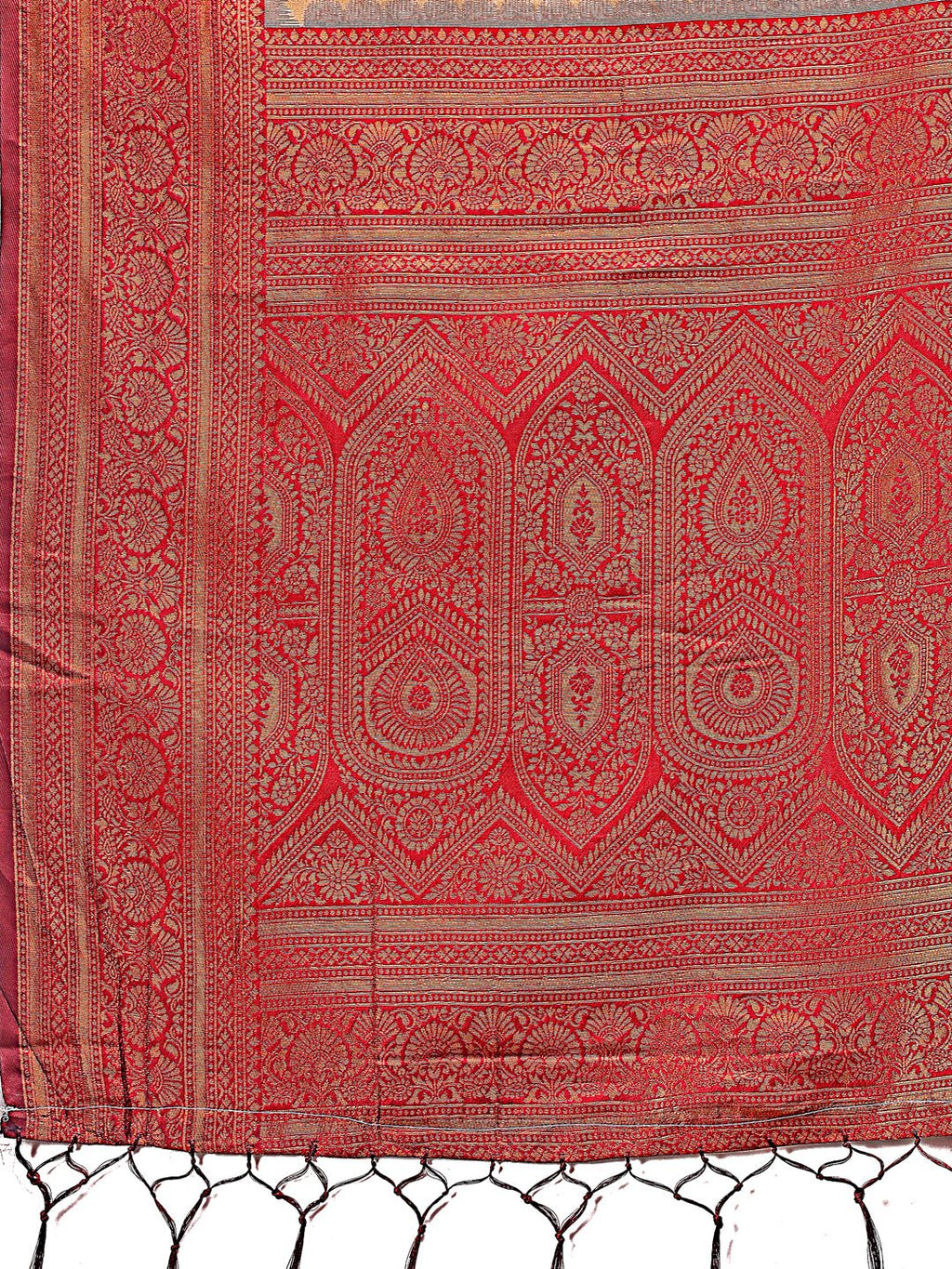Shree Shyam Fashion Majestic Red & Cream Silk Saree with Rich Woven Pallu - A Regal Touch for Special Moments | Grocsy