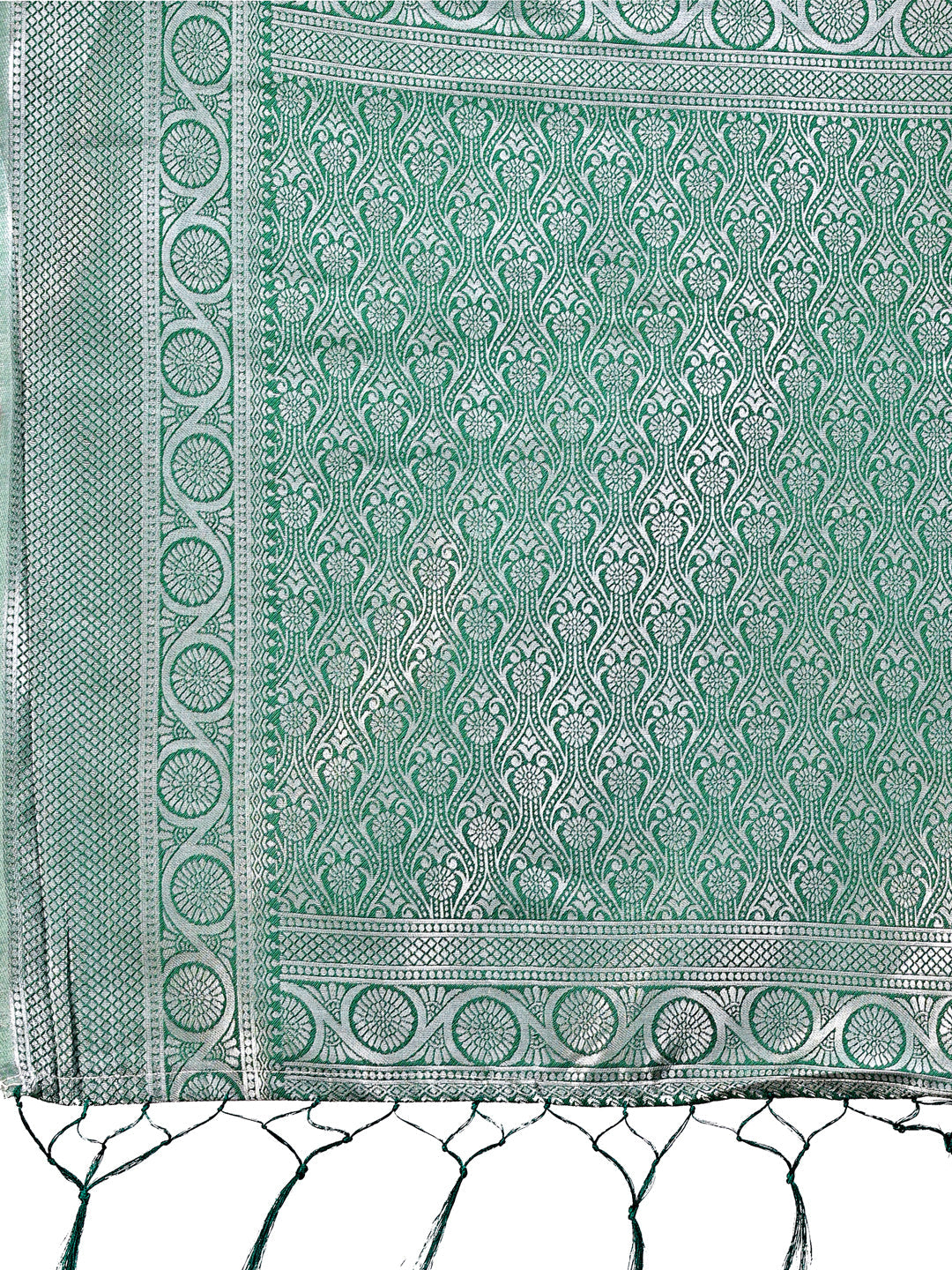 Shree Shyam Fashion Graceful Cream & Green Banarasi Silk Saree with Rich Zari Woven Border - Traditional Elegance for Celebrations | Grocsy
