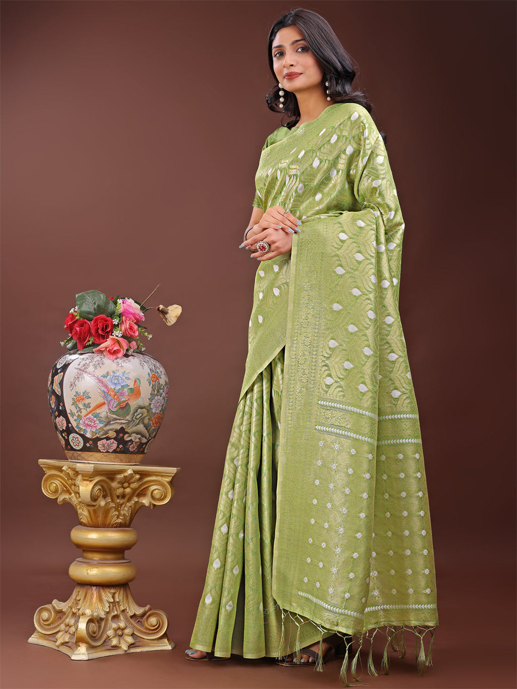 Shree Shyam Fashion Elegant Light Green Linen Saree with Silver Zari Butta & Pallu - Daily Wear | Festive Look | Soft Feel | Grocsy