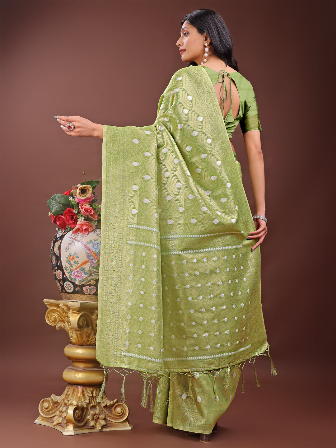 Shree Shyam Fashion Elegant Light Green Linen Saree with Silver Zari Butta & Pallu - Daily Wear | Festive Look | Soft Feel | Grocsy