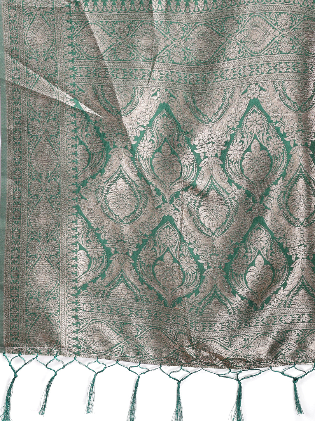Shree Shyam Fashion Graceful Cream & Green Linen Cotton Saree with Rich Zari Pallu - A Touch of Royal Comfort | Grocsy