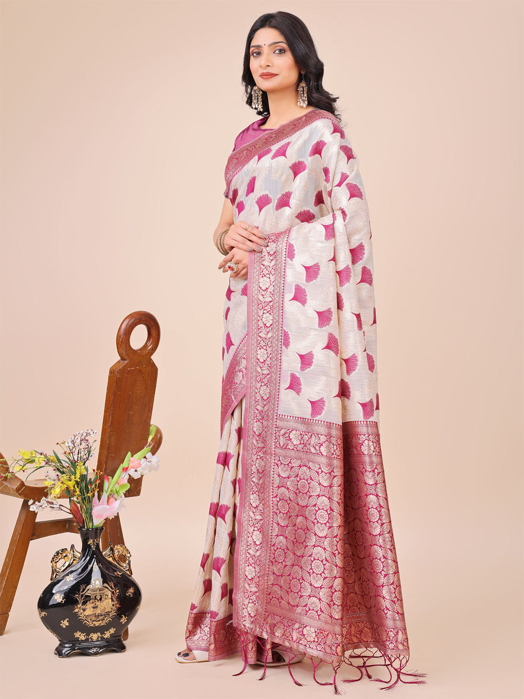 Shree Shyam Fashion Elegant Off-White & Magenta Linen Cotton Saree with Zari Woven Border and Pallu - Soft Lightweight Saree for Daily,Festive & Office Wear | Grocsy